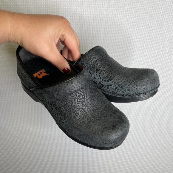 Dansko | Mules Clogs Shoes Black Suede Velvet - Picture 4 of 9